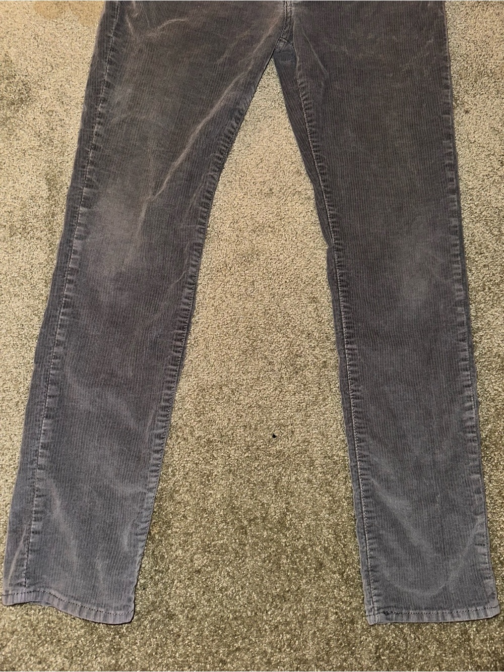 ⭐️ Levi's Men’s 34x32 Gray Corduroy Pants with Logo Tab - Picture 5 of 10